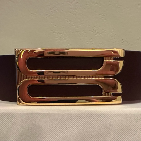 Victoria Beckham Accessories Victoria Beckham Jumbo Frame Belt In